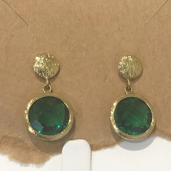 Sparkly Gold Tone Green Circular Drop Earrings. - Picture 12 of 13